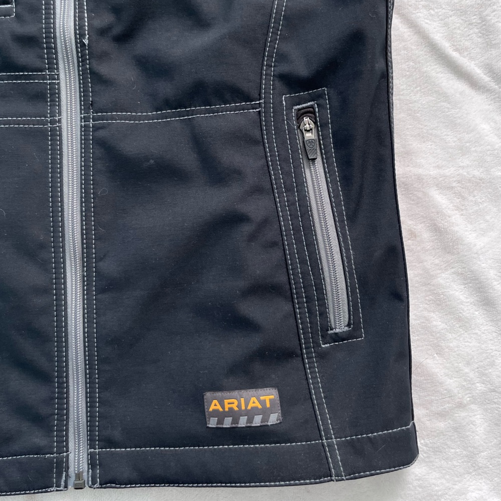 Ariat Vest - Picture 4 of 5